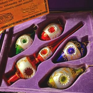 Thomas Pacconi Museum Series Glass Indent Christmas Ornaments Set of 12 In Case